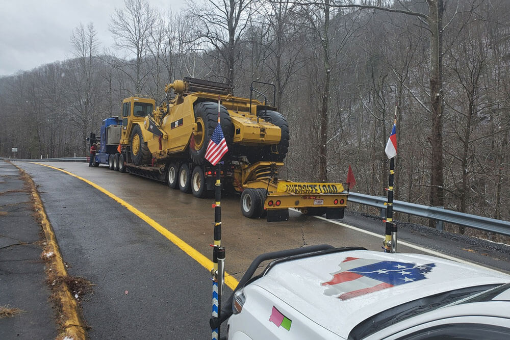 Communicating Effectively Between Pilot Cars and Drivers