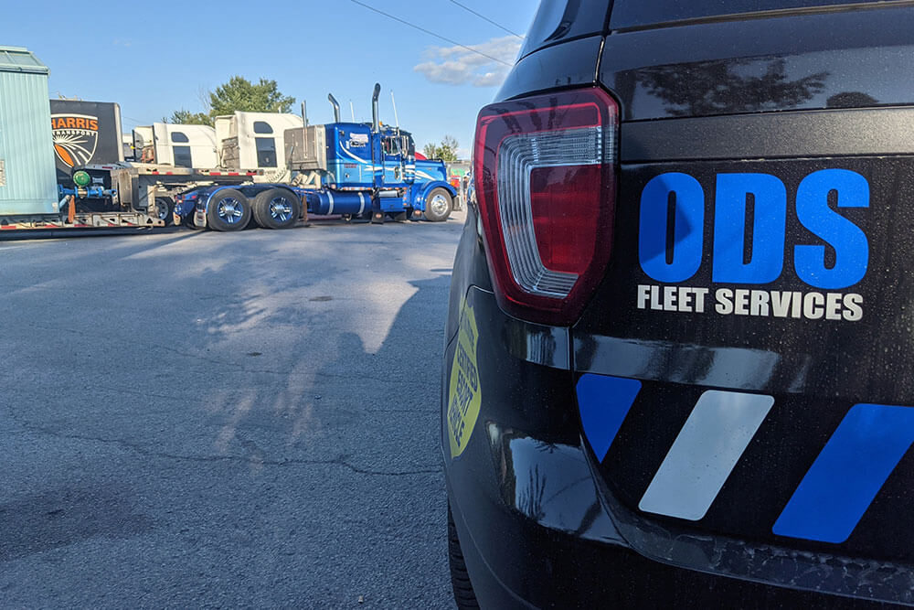 Top 5 Safety Risks for Pilot Car Drivers in October in the United States and Canada